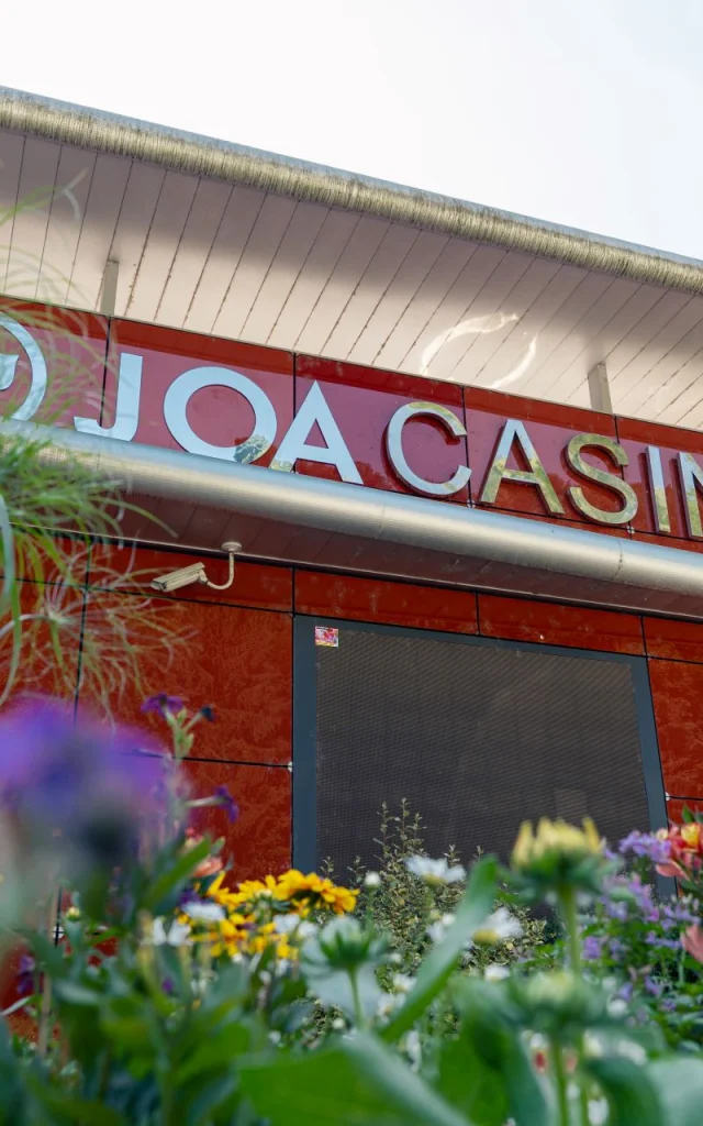 Uriage Casino JOA Marie El Hajal