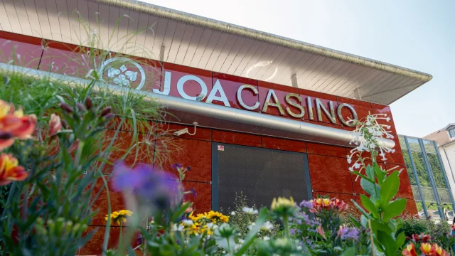 Uriage Casino JOA Marie El Hajal