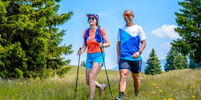 Two runners in Uriage - Emma